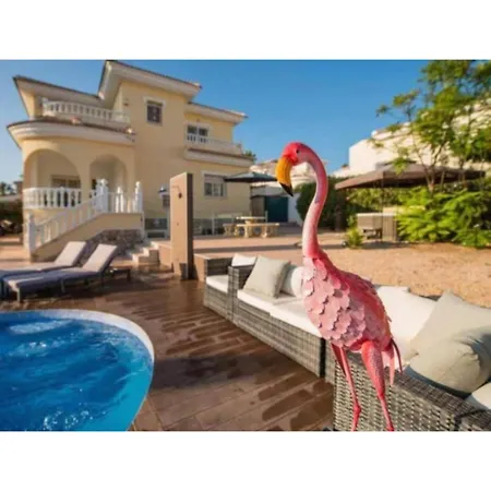 Stunning Heated Pool Private Luxury With Sleeps 14 Villa *