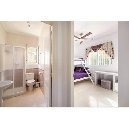Stunning Heated Pool Private Luxury With Sleeps 14